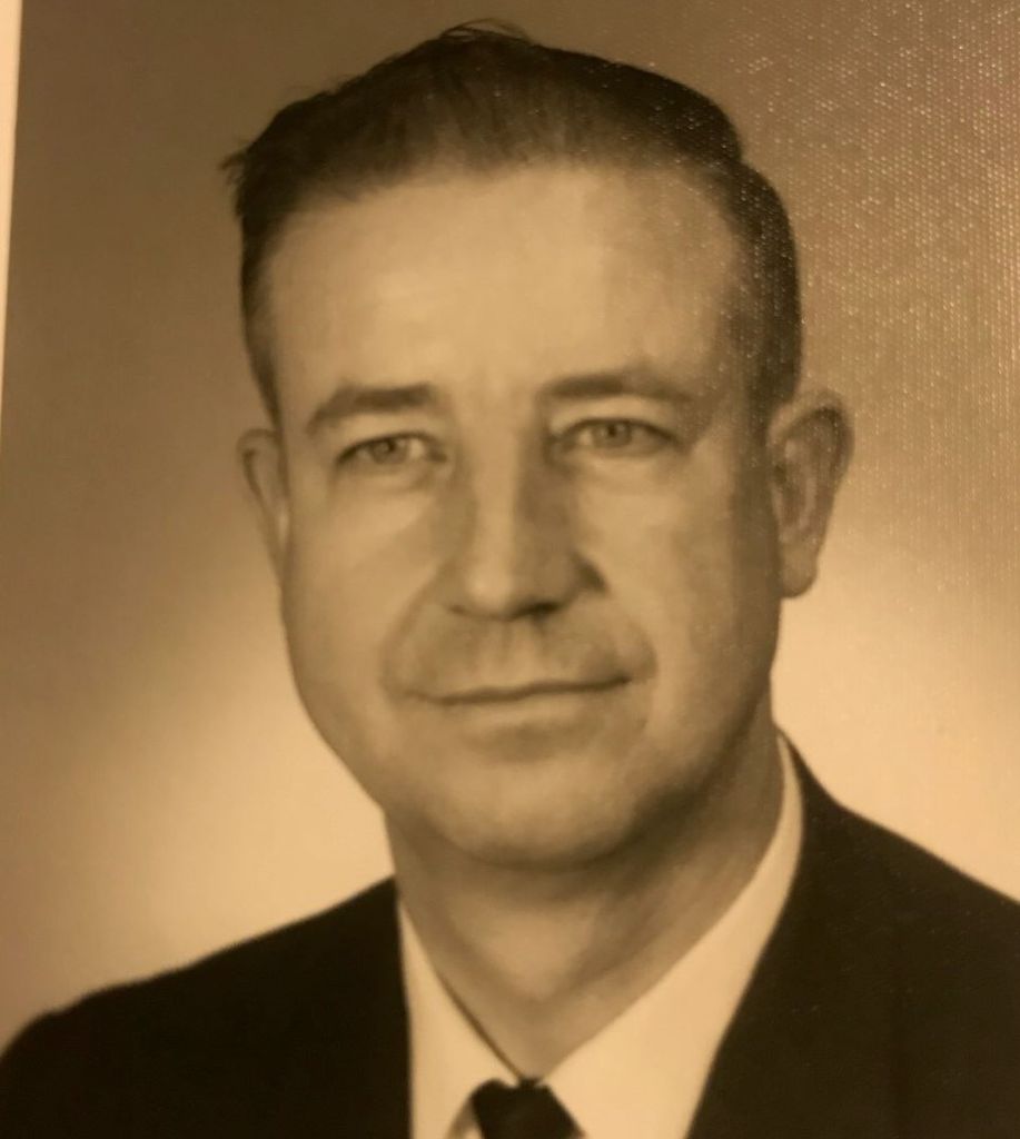 Clifton  Earl Wallace,  Sr.
