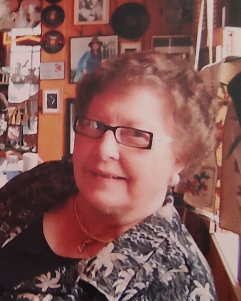 Lois Delina Ploeger Profile Photo
