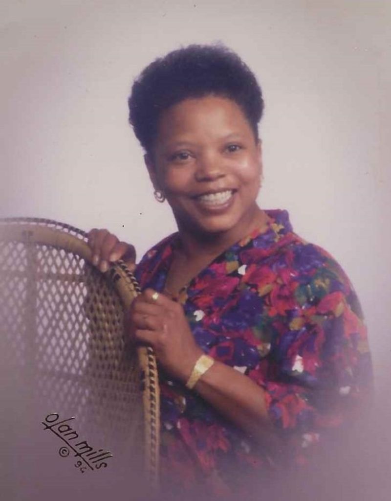 Carol J Harris