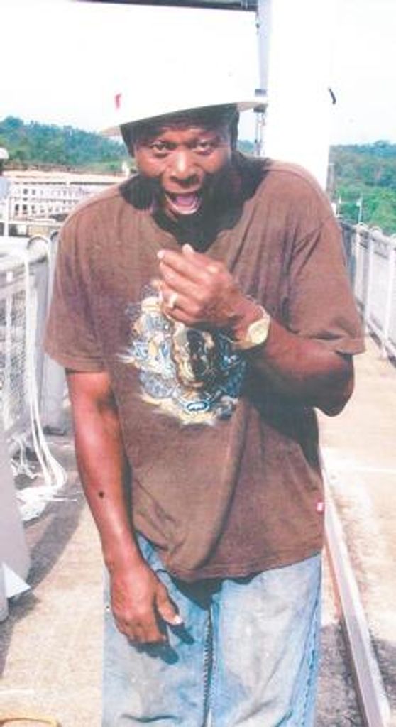 Elmo Thomas Profile Photo