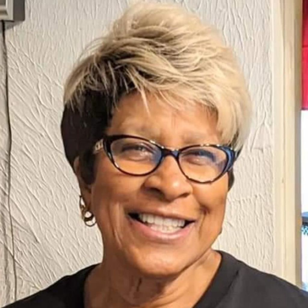 Patricia Parks Elliott Profile Photo