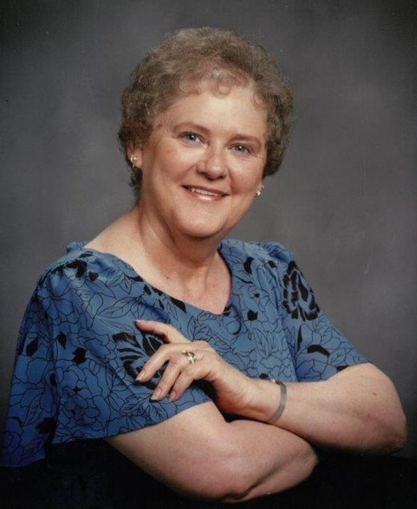 Pauline (Noel)  Taylor