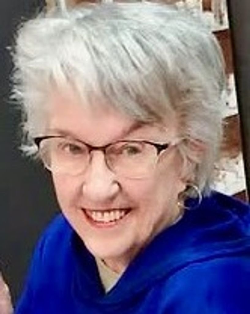 Roxanne Marie Schultz Profile Photo
