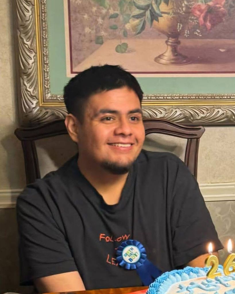 Victor Manuel Martinez Profile Photo