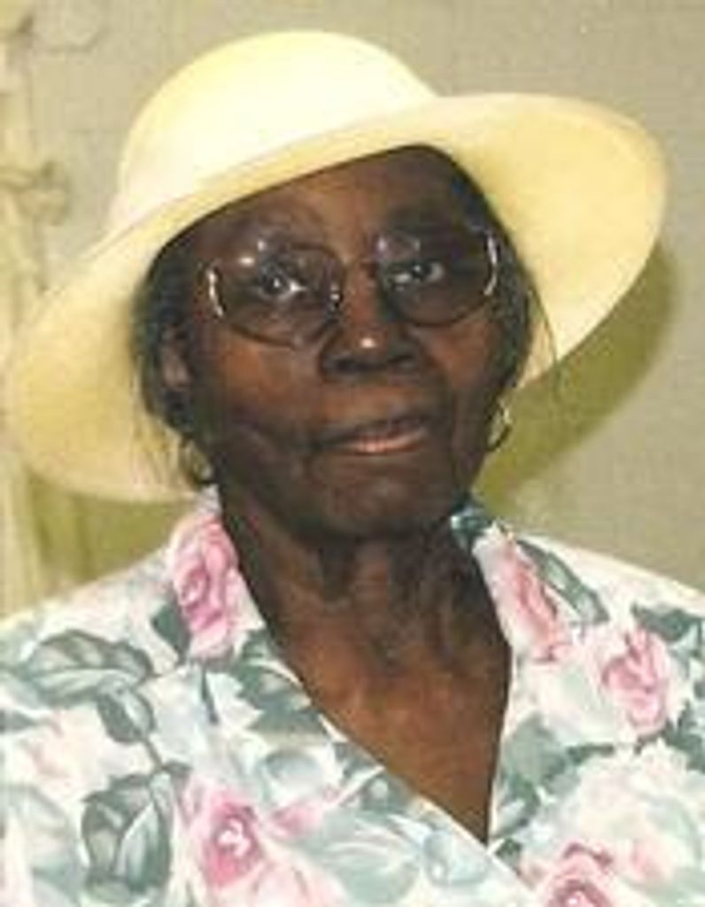 Maggie L. Chestnutt