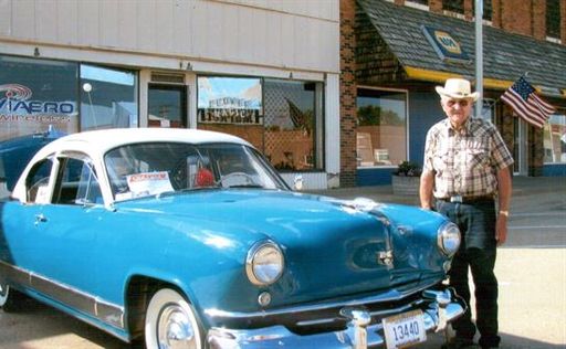 Earl B. Erdman photo gallery thumbnail 61 of 98