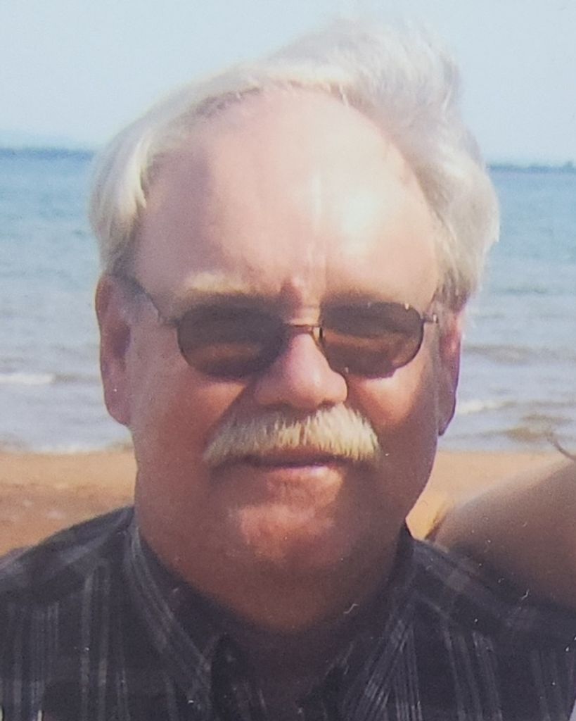 Harold Holland Jr. Profile Photo