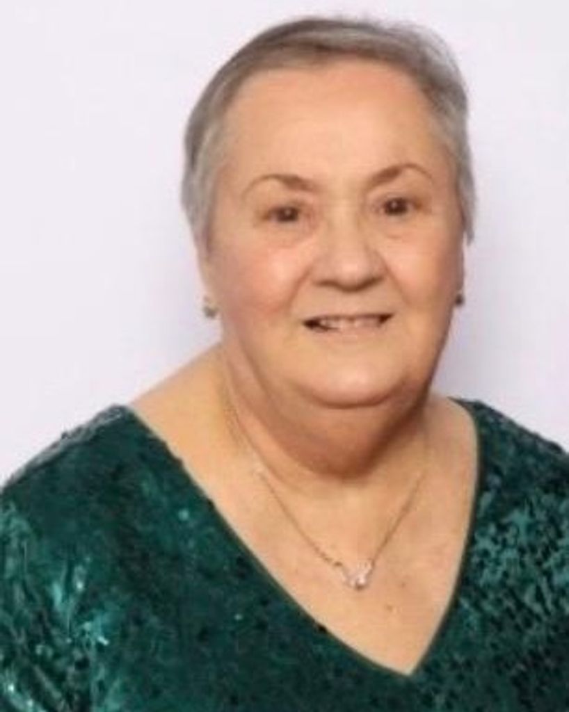 Roseanne Paratore