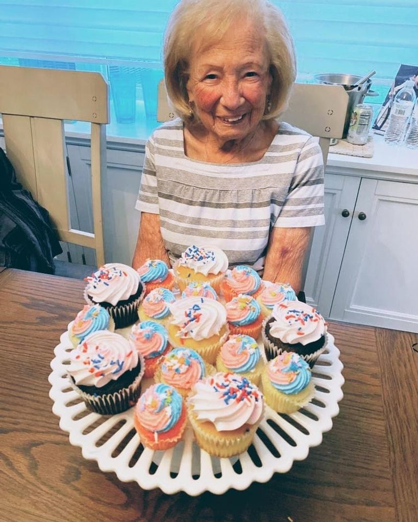 Evelyn Natkin Profile Photo