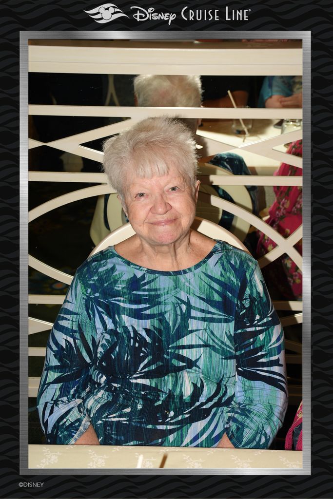 Carol Lynn Hibbard Profile Photo
