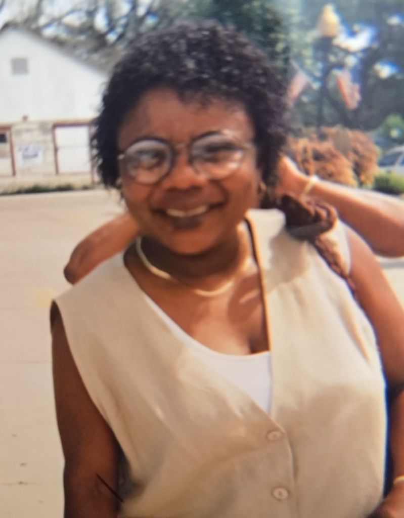 Brenda Lee (Simmons)  Douglas Profile Photo