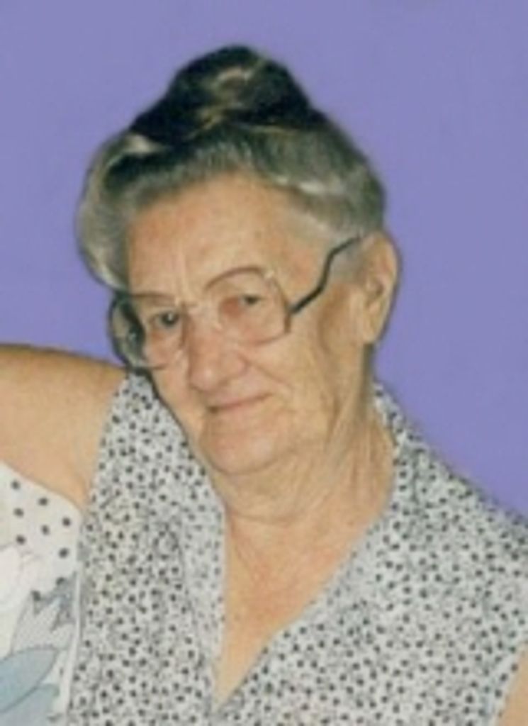 Eva Nipper Profile Photo