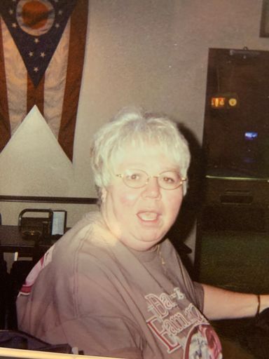 Edna Louise (Loggins)  Aichele photo gallery thumbnail 16 of 21