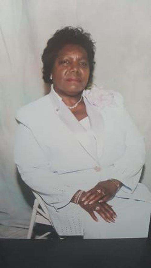 Ms. Ruthie Simmons