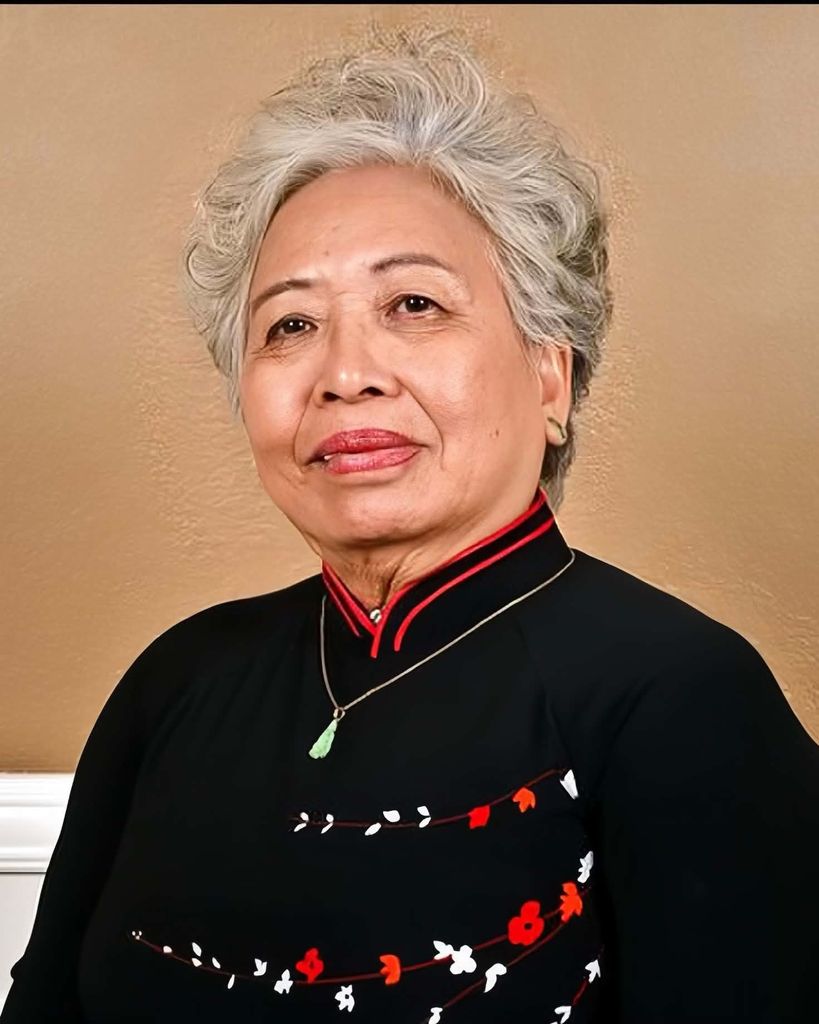 Thuyền Thị Trần Profile Photo