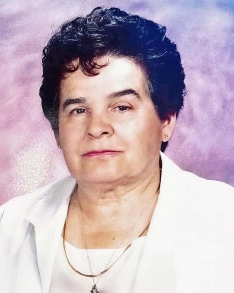 Evelyn Hubert Profile Photo