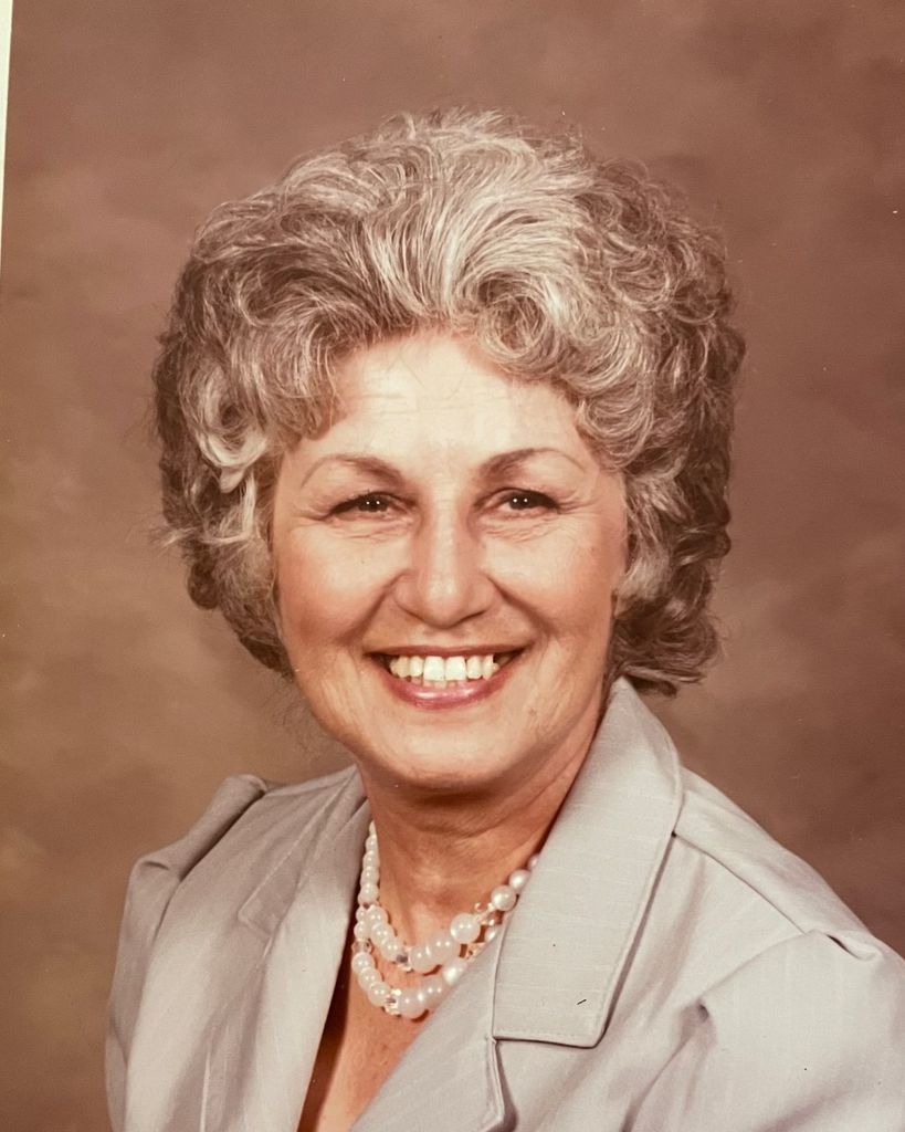 Louisa Danos Dupre Profile Photo