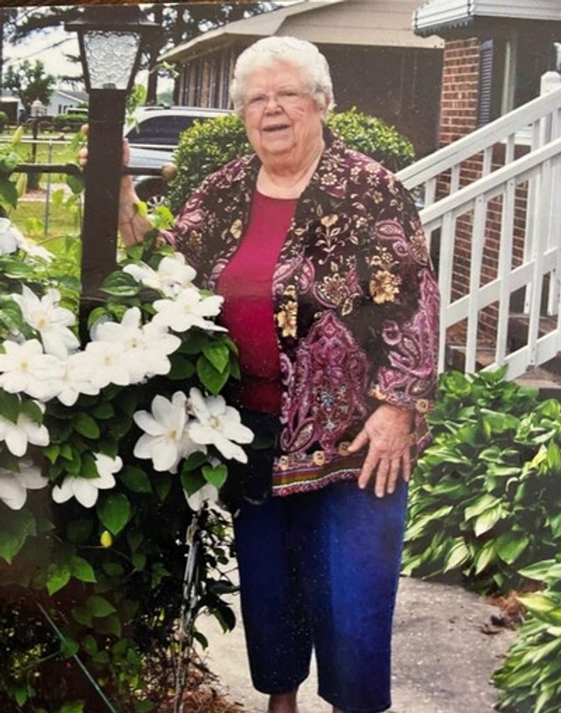 Lela Mae Whitfield Profile Photo