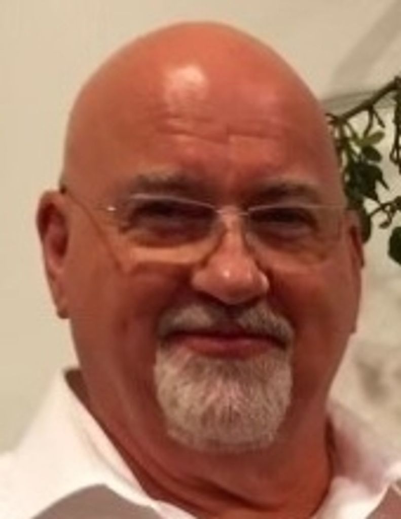 Stephen Daniel Hall Profile Photo