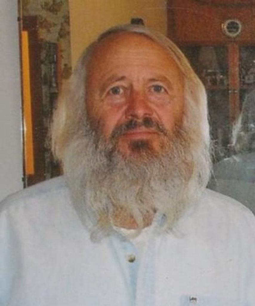 Earl Wayne Ummel Profile Photo