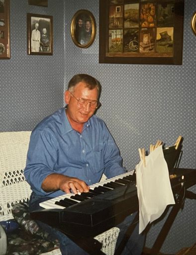 Gordon Sizemore photo gallery thumbnail 24 of 149