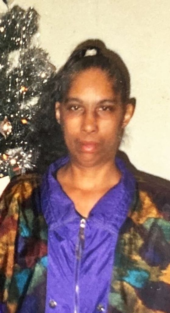 Veronica Lorraine Saucier Profile Photo