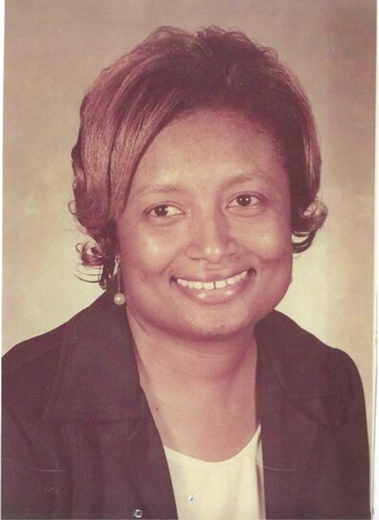 Ms. Dorothy Moncur