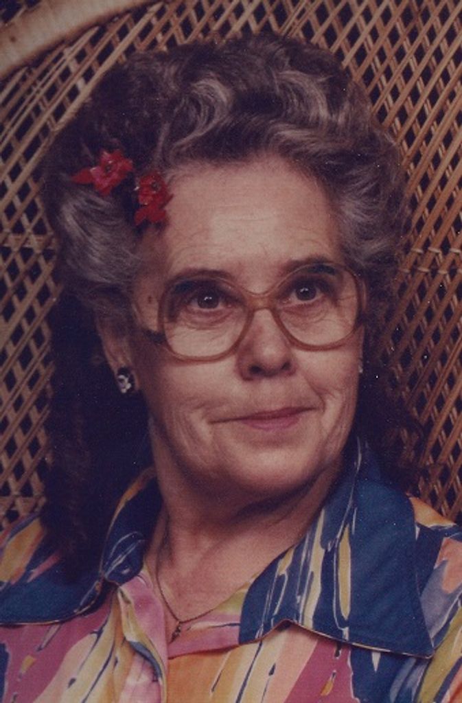 E. Jeannie (Snyder) Decker Profile Photo