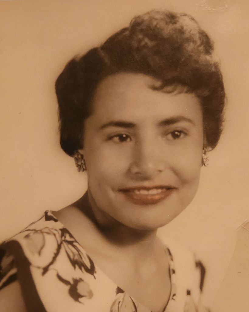 Polly S Sisneros Profile Photo