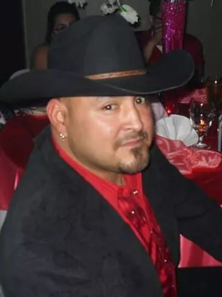 Carlos Moreno Ramirez Jr. Profile Photo