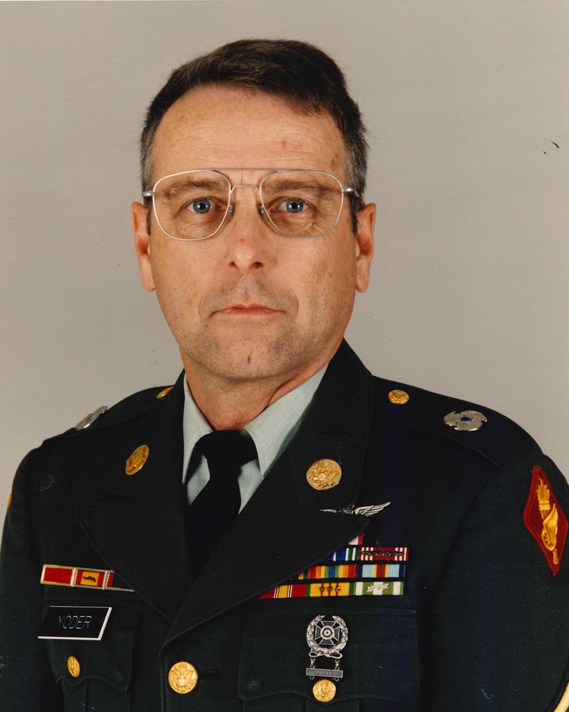 Grayson D. Yoder