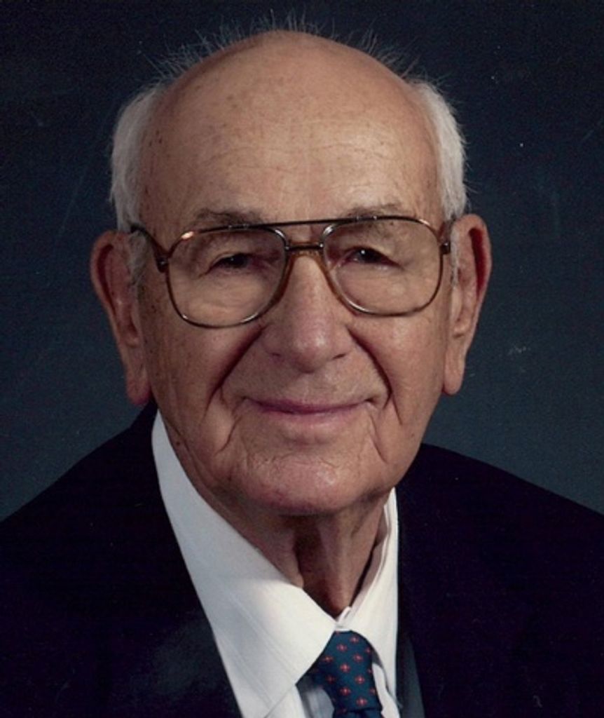 Lloyd G Berquist