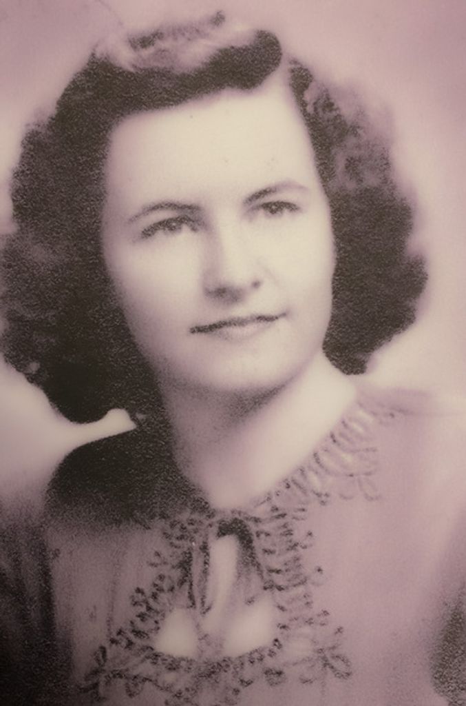 Carol Elizabeth Lamnek Profile Photo