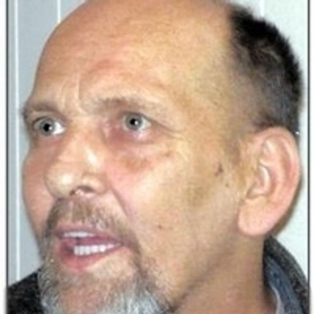 Robert Deschenes