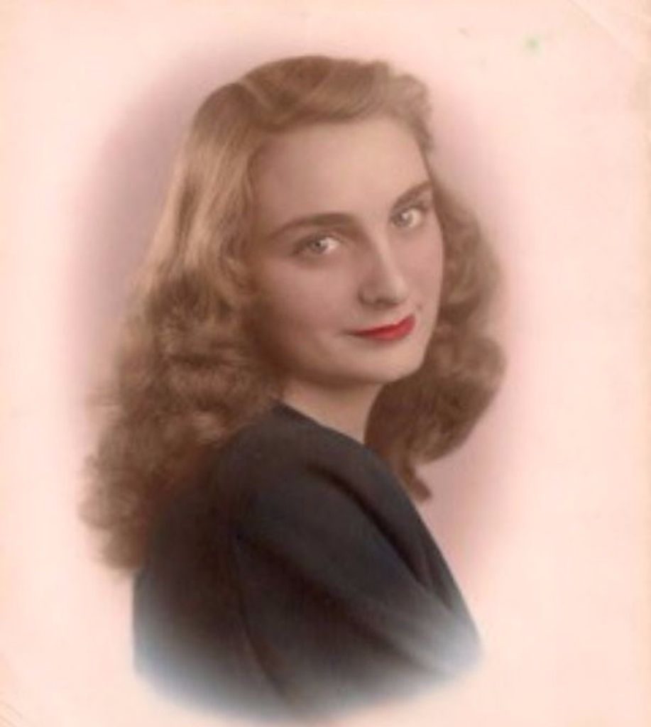 Charlotte Eckart