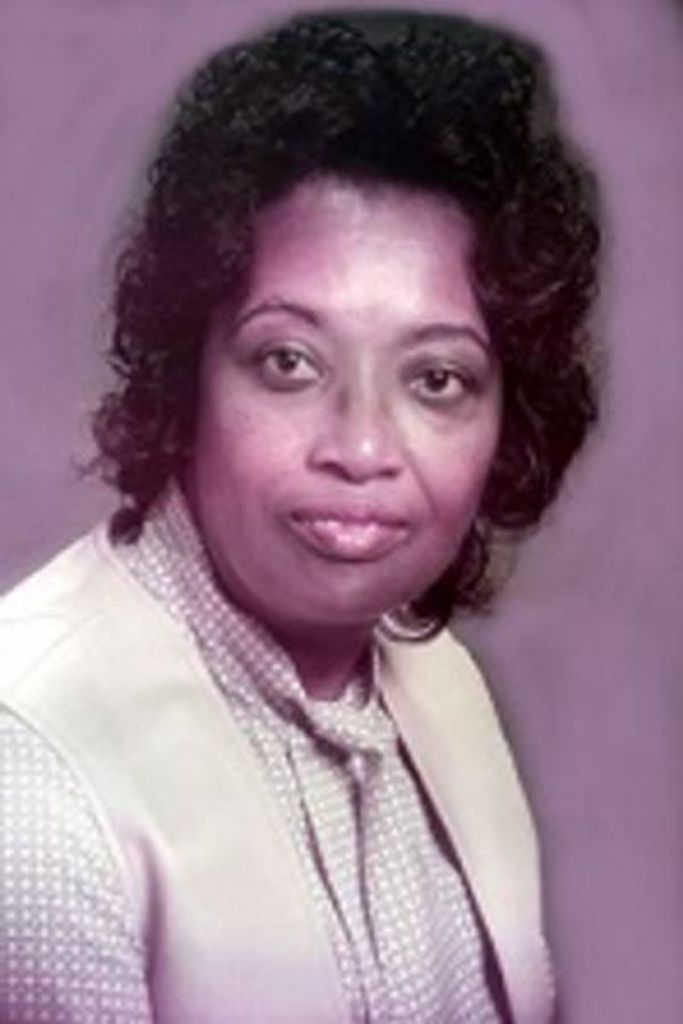 Lurtese Holman Robinson Profile Photo