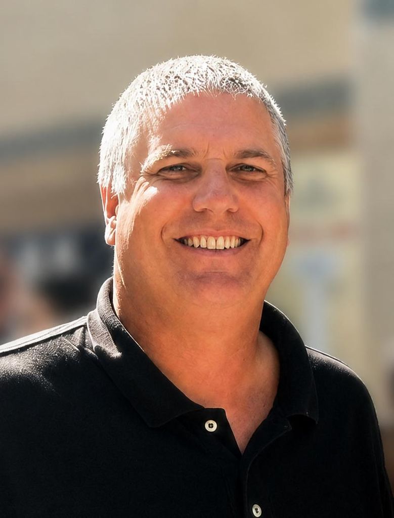 Steven R Rentzell