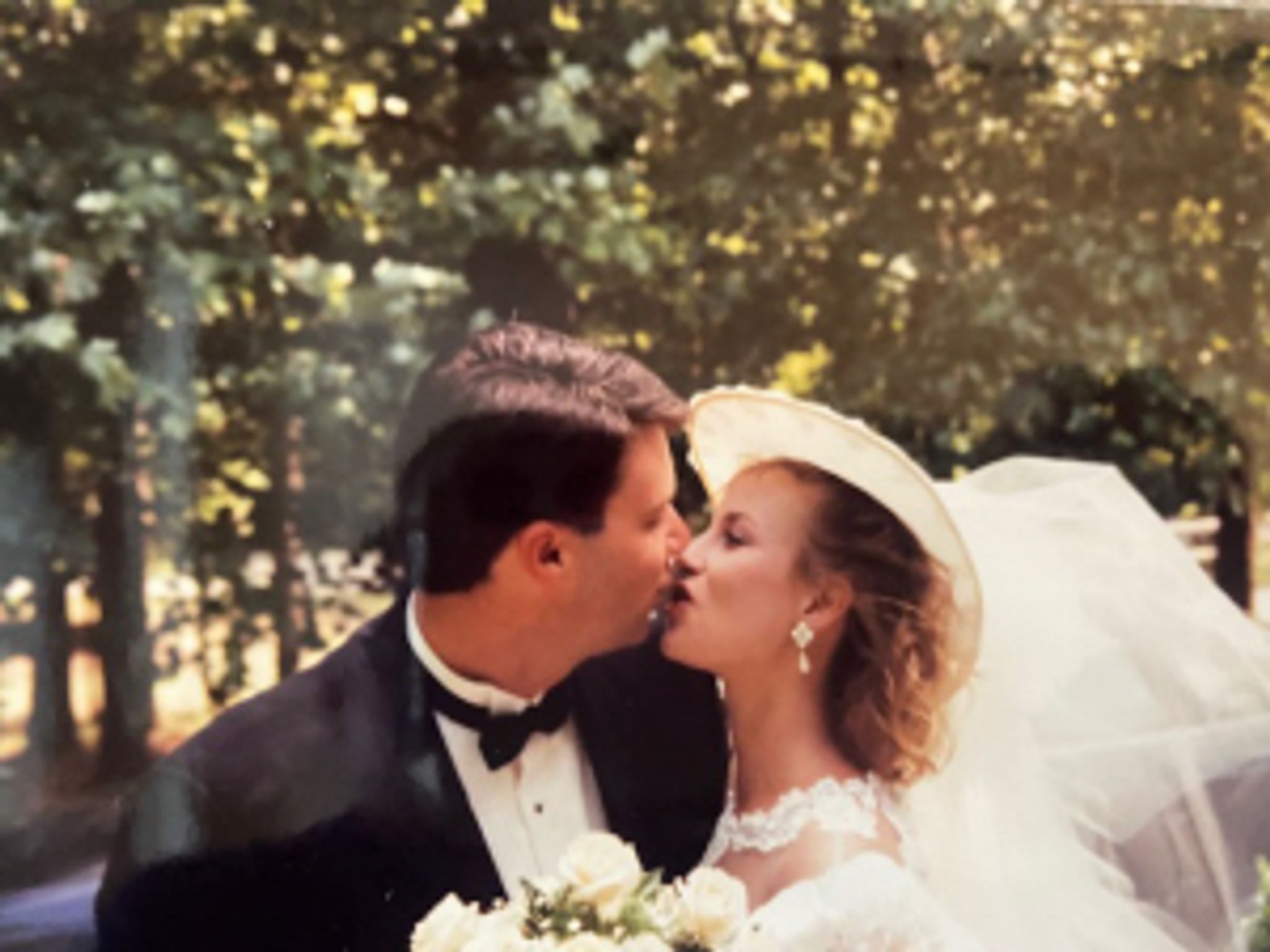 Erie Philharmonic officials tie the knot, image size:2048x1536