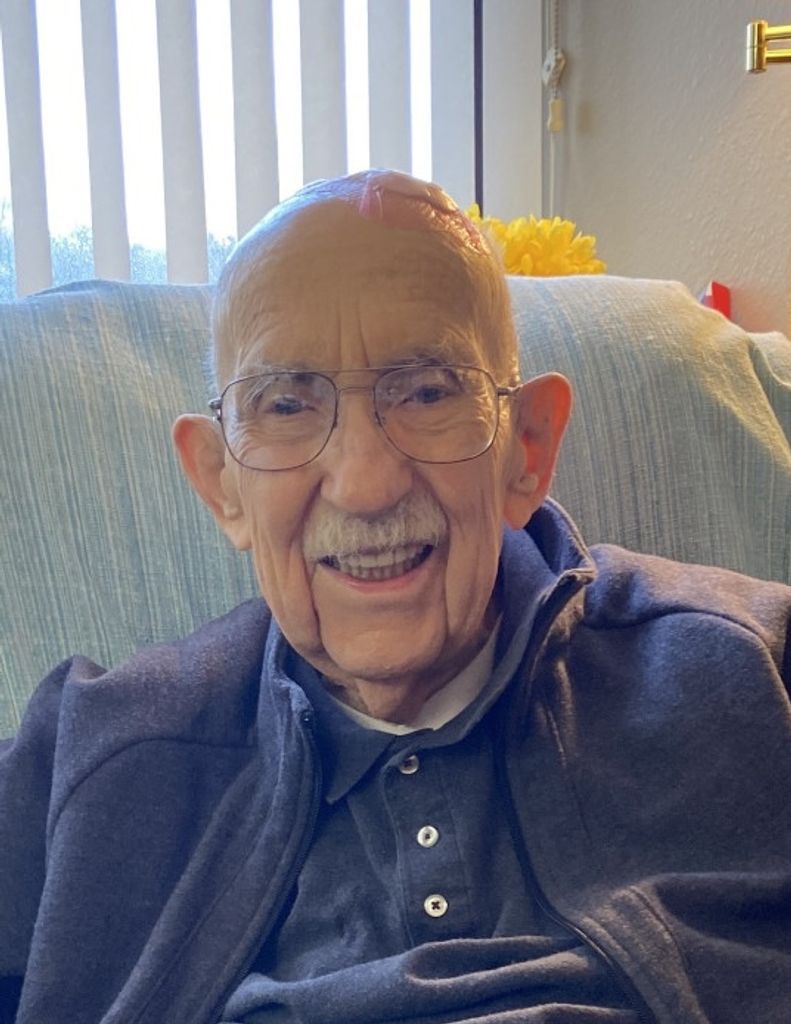 Robert Young, Sr. Profile Photo
