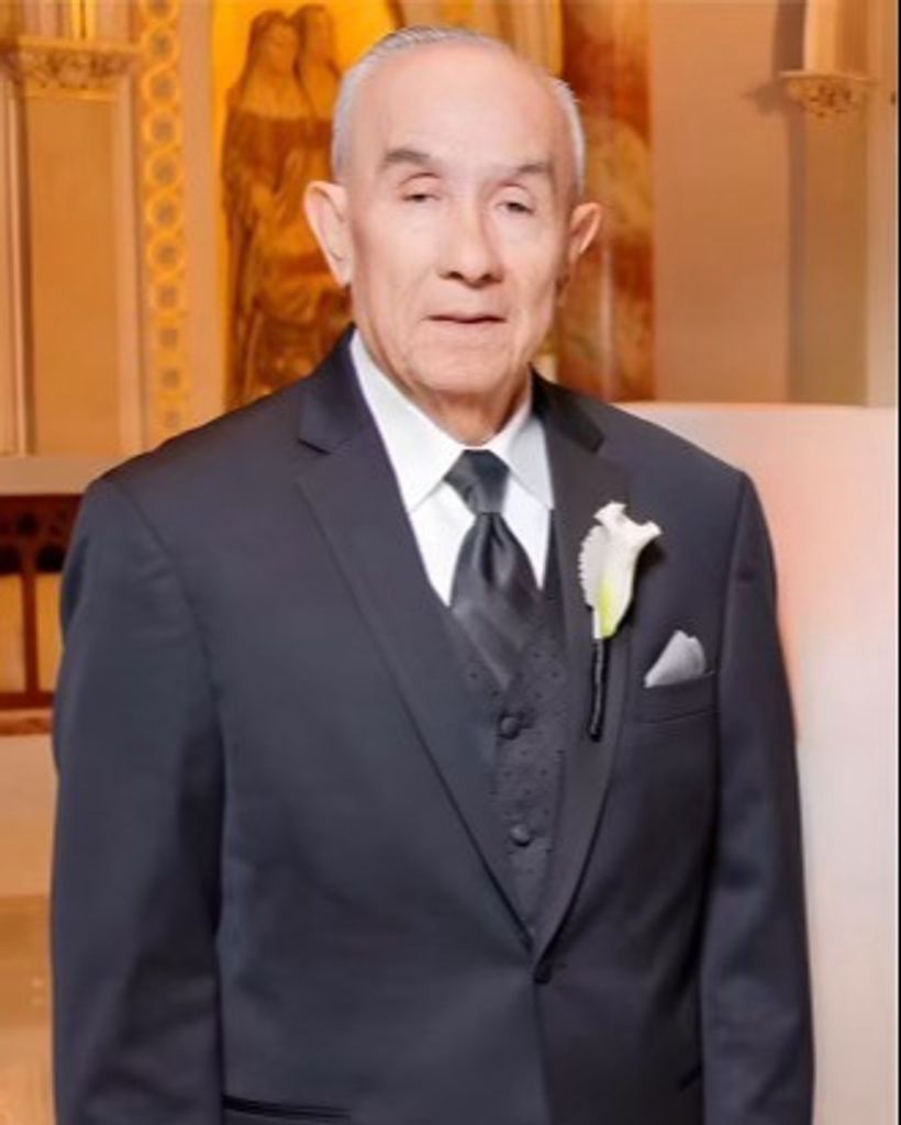 Roberto Mora