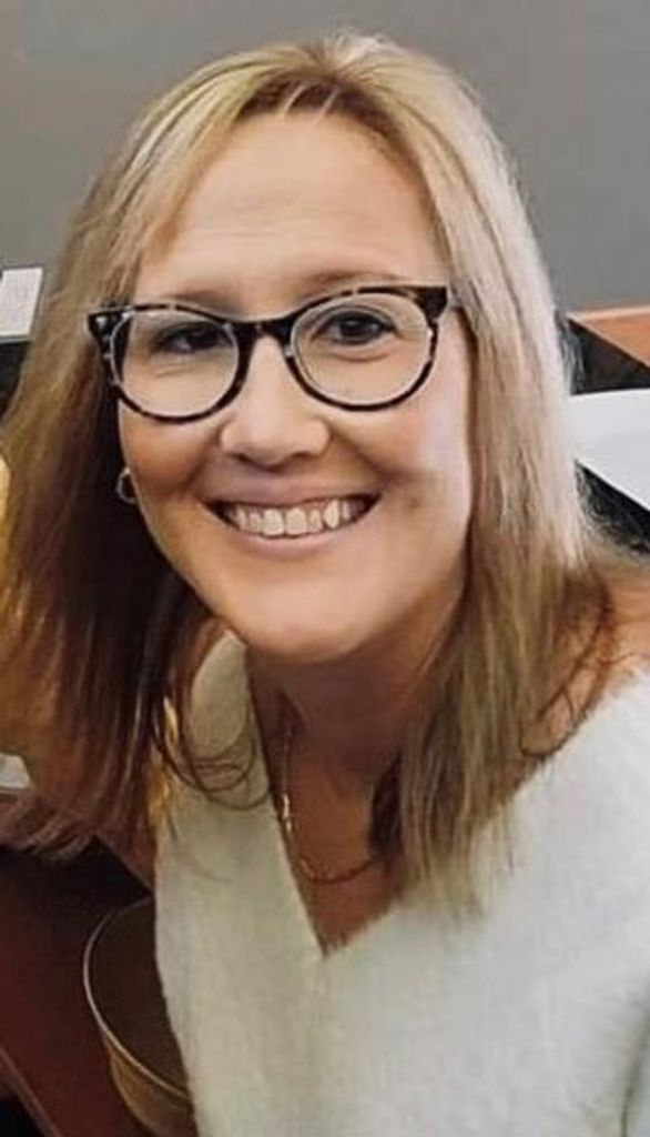 Mindi M. Carlson Profile Photo