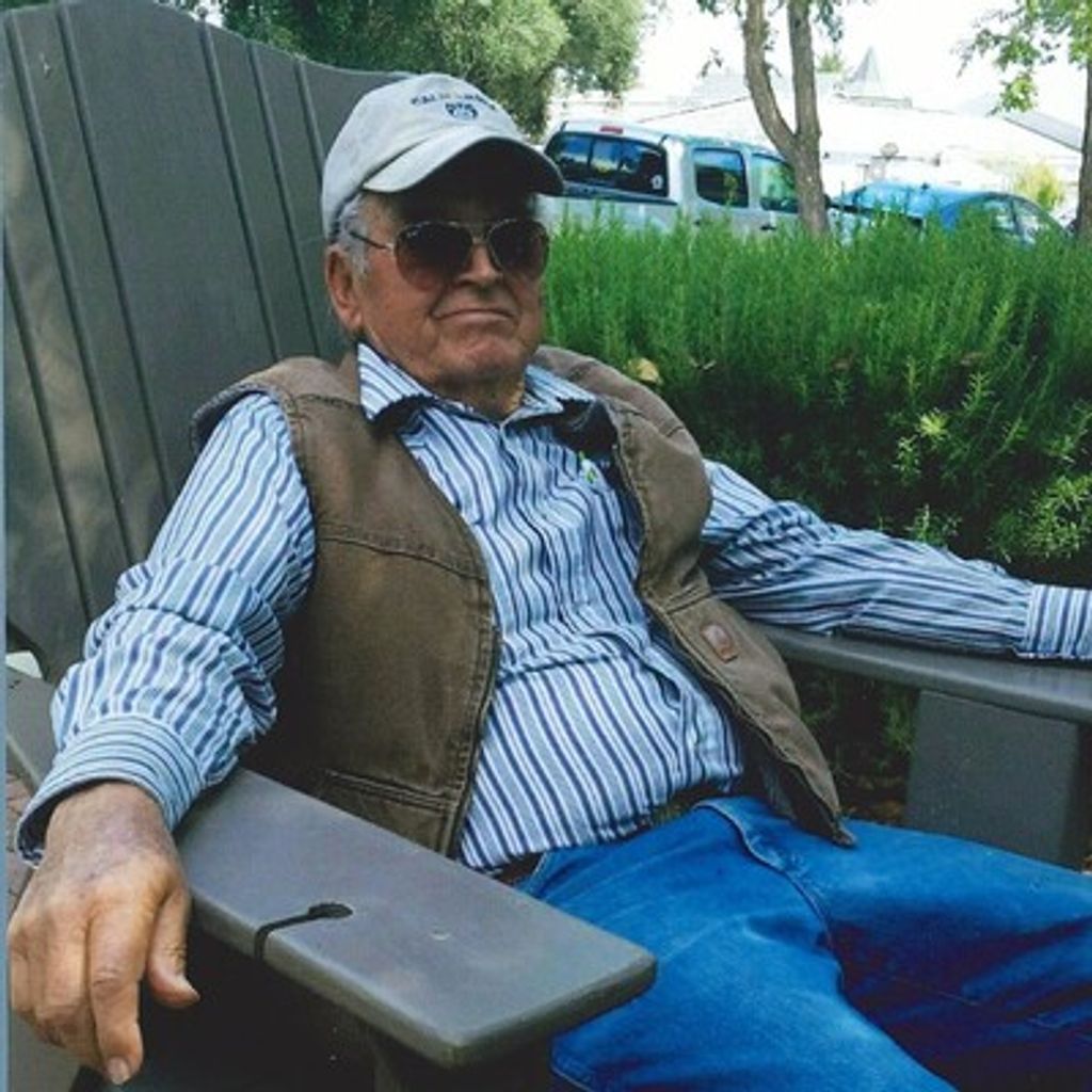 Vernon Munoz Howerton Profile Photo