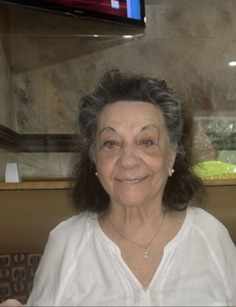 Alexandra  Dahdah Profile Photo