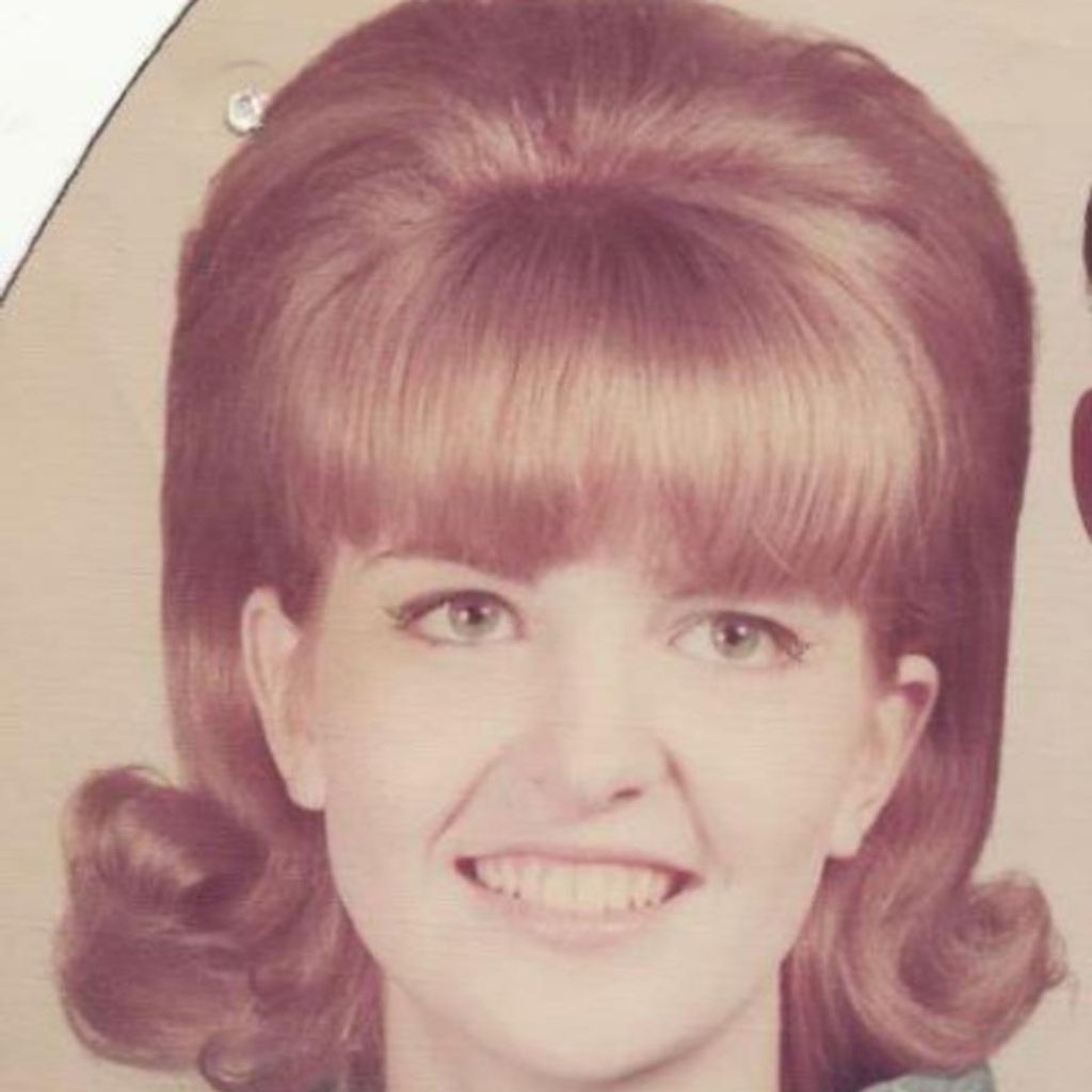 Patricia Dee Lutz Profile Photo