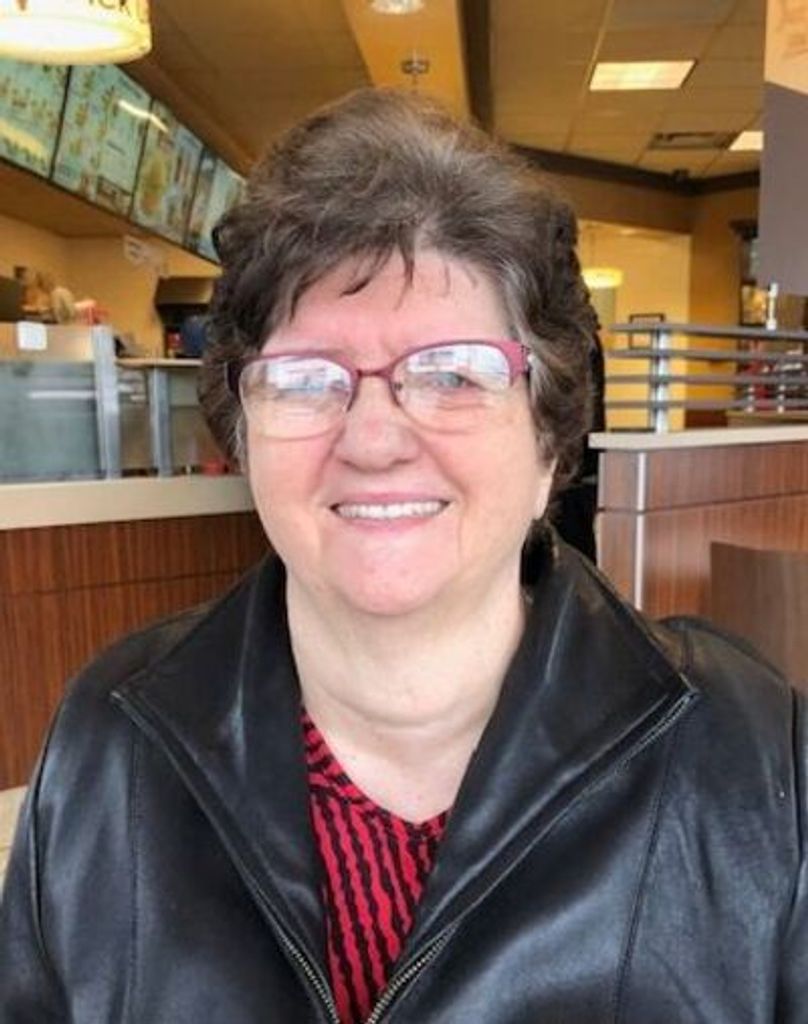 Elizabeth Clarke Profile Photo