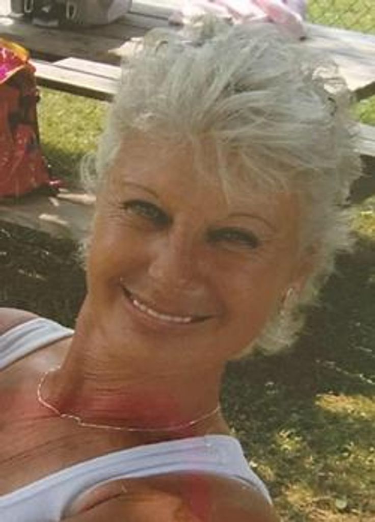 Donna Mae Kinnett