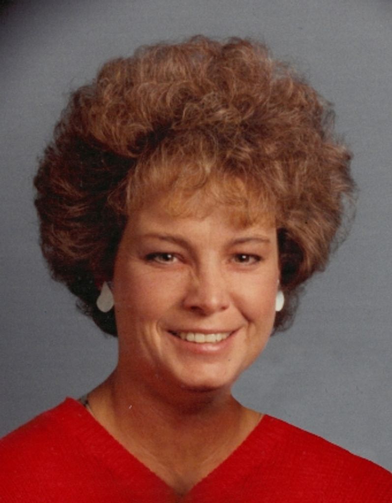 Lynnette Suzanne Smith Profile Photo