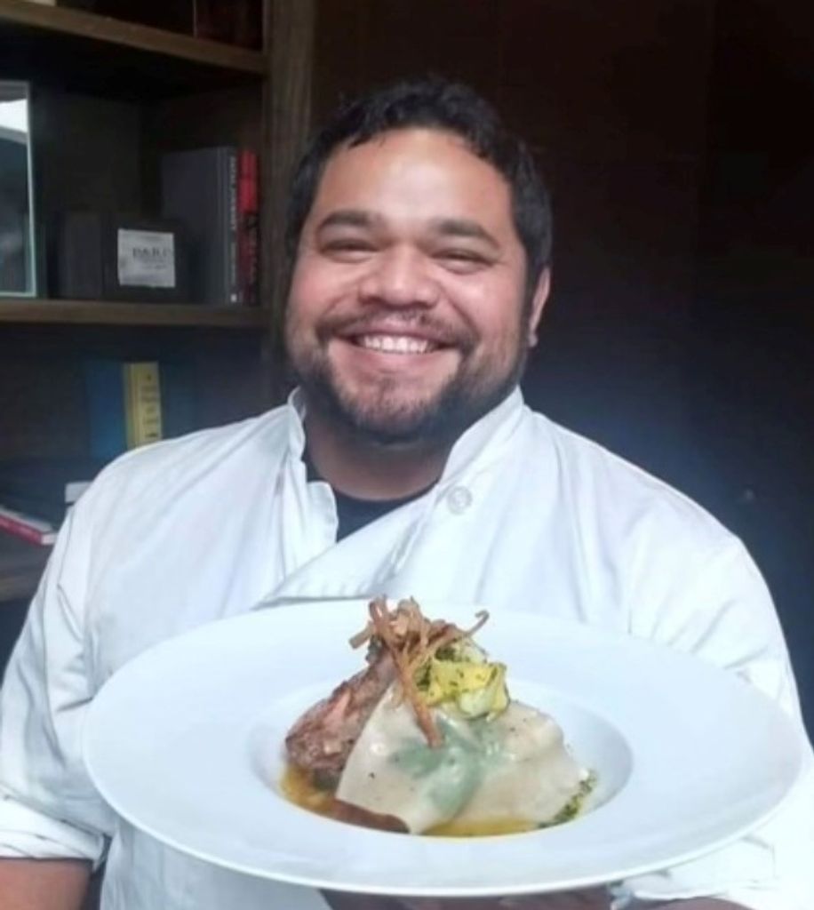 Alex Velasco Qualey Profile Photo