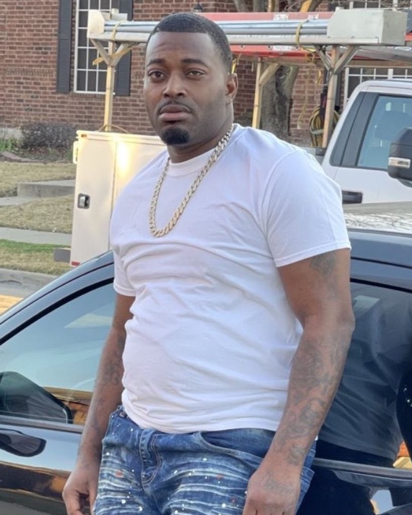 JONATHAN KOURTNEY THOMAS Profile Photo