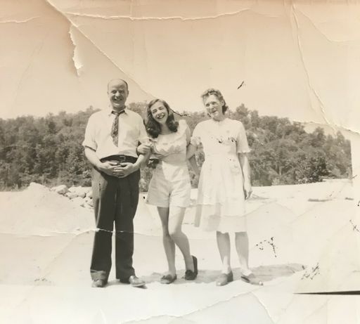Gwendolyn Darline (Wilson)  Murdy photo gallery thumbnail 11 of 66